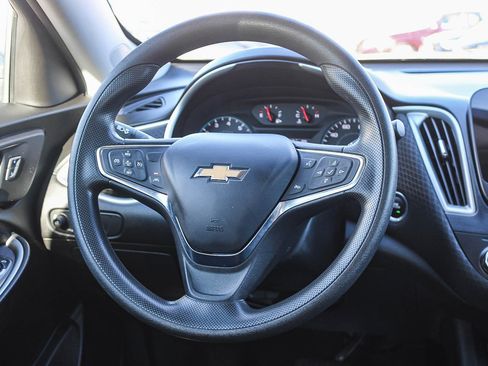 Used 2024 Chevrolet Malibu LT image 16