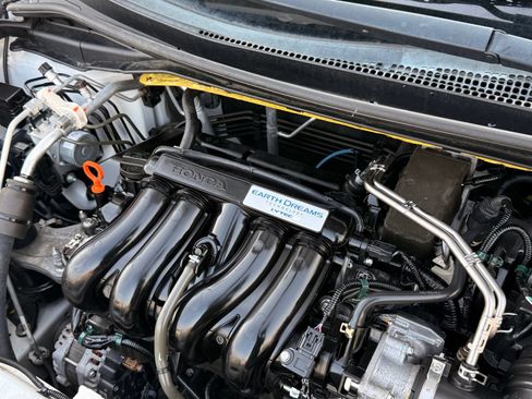Used 2019 Honda Fit LX image 32