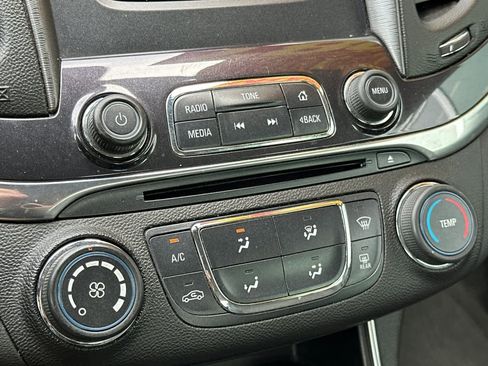 Used 2015 Chevrolet Impala LS image 20