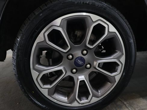 Used 2020 Ford EcoSport Titanium AWD/4WD image 31