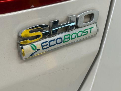 Used 2016 Ford Taurus SHO w/ Sho Performance Package image 14