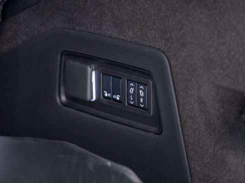 New 2026 Cadillac Escalade Platinum Sport w/ LPO, ONYX Package image 30