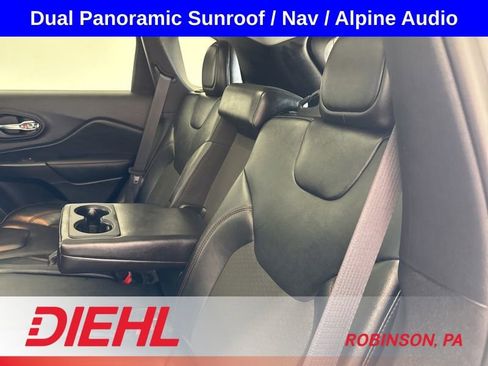 Used 2022 Jeep Cherokee Trailhawk w/ Sun, Sound & Nav Group AWD/4WD image 18