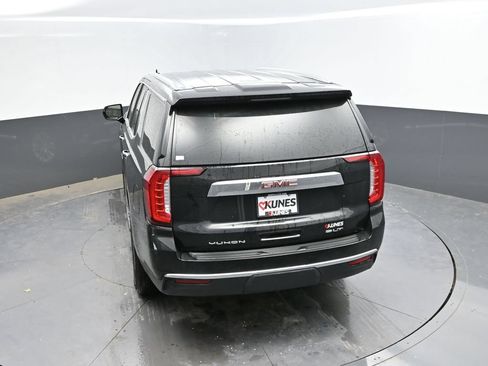 Used 2024 GMC Yukon SLT AWD/4WD image 32