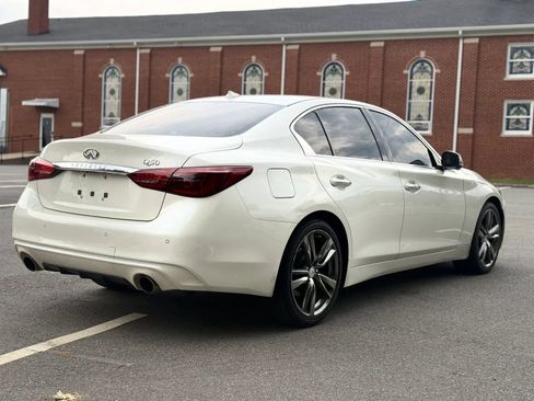 Used 2019 INFINITI Q50 Luxe w/ Essential Package (3.0T Luxe) AWD/4WD image 6