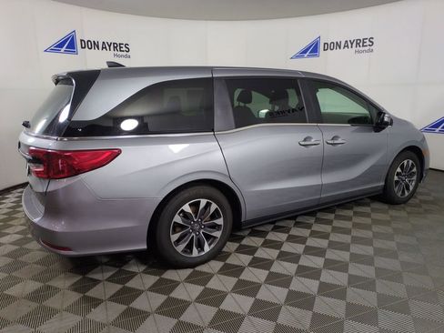 Certified 2023 Honda Odyssey EX-L image 9