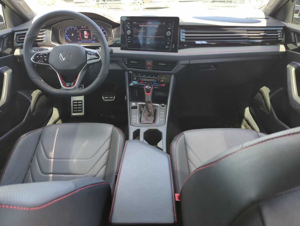 Used 2025 Volkswagen Jetta GLI Autobahn FWD image 22