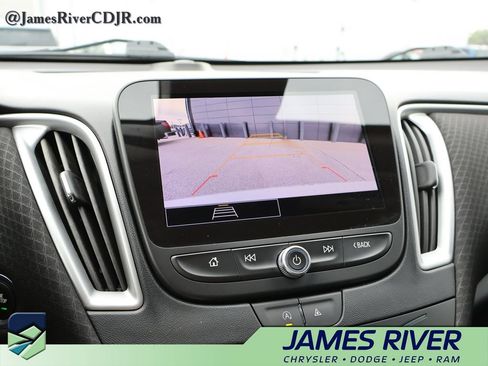 Used 2024 Chevrolet Malibu LT FWD image 30
