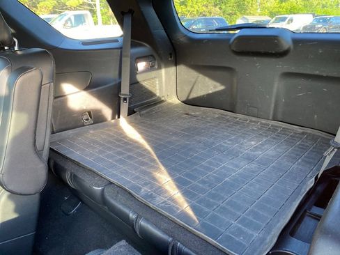 Used 2020 Ford Explorer XLT w/ Equipment Group 202A AWD/4WD image 9