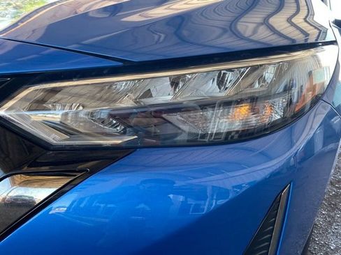 Used 2024 Nissan Sentra SR w/ SR Premium Package image 11