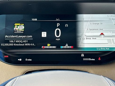 New 2026 Land Rover Range Rover Long Wheelbase SE image 18