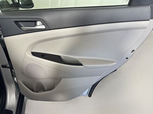 Used 2021 Hyundai Tucson SE image 27