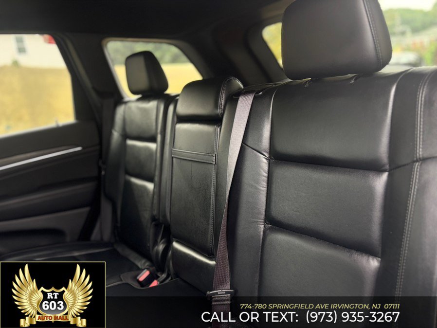 Used 2019 Jeep Grand Cherokee Limited w/ Trailer Tow Group IV AWD/4WD image 10