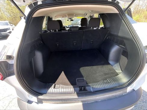 Used 2025 Ford Escape Active AWD/4WD image 17