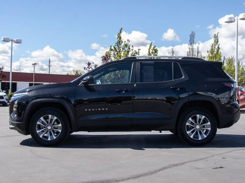 Used 2025 Chevrolet Equinox LT w/ Convenience Package II AWD/4WD image 4