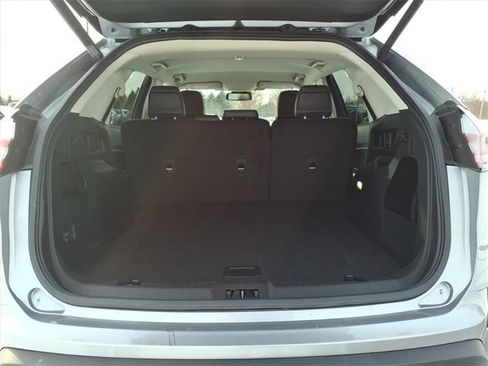 Certified 2022 Ford Edge SEL w/ Convenience Package image 9