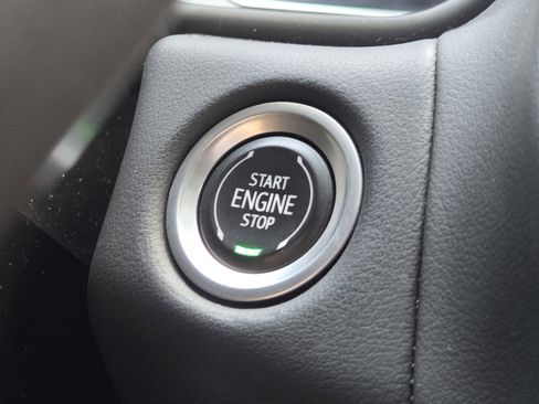 Used 2022 Chevrolet Tahoe High Country AWD/4WD image 23