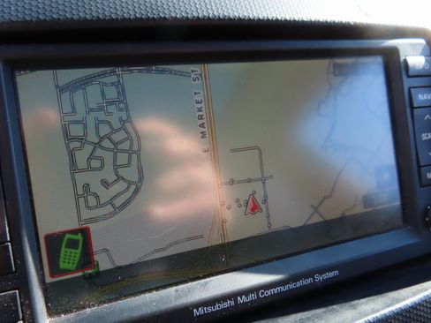 Used 2007 Mitsubishi Outlander XLS image 22