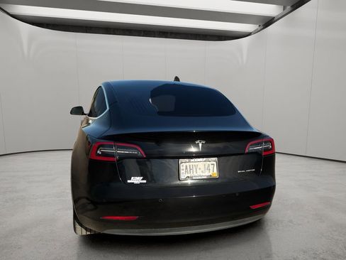 Used 2018 Tesla Model 3 Long Range AWD/4WD image 4