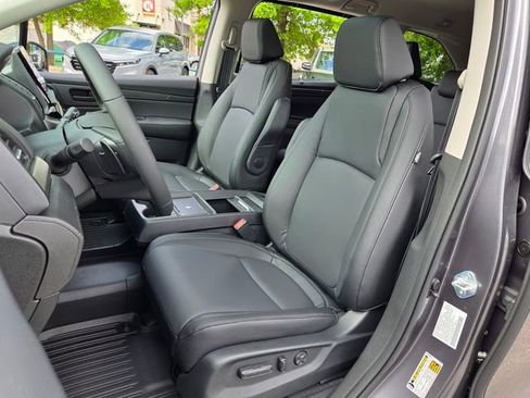 New 2026 Honda Odyssey EX-L image 8