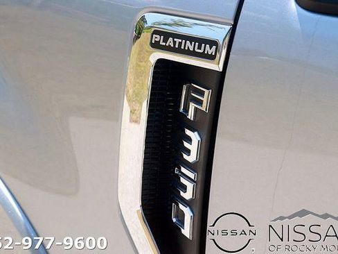 Used 2022 Ford F350 Platinum w/ Tremor Off-Road Package AWD/4WD image 10