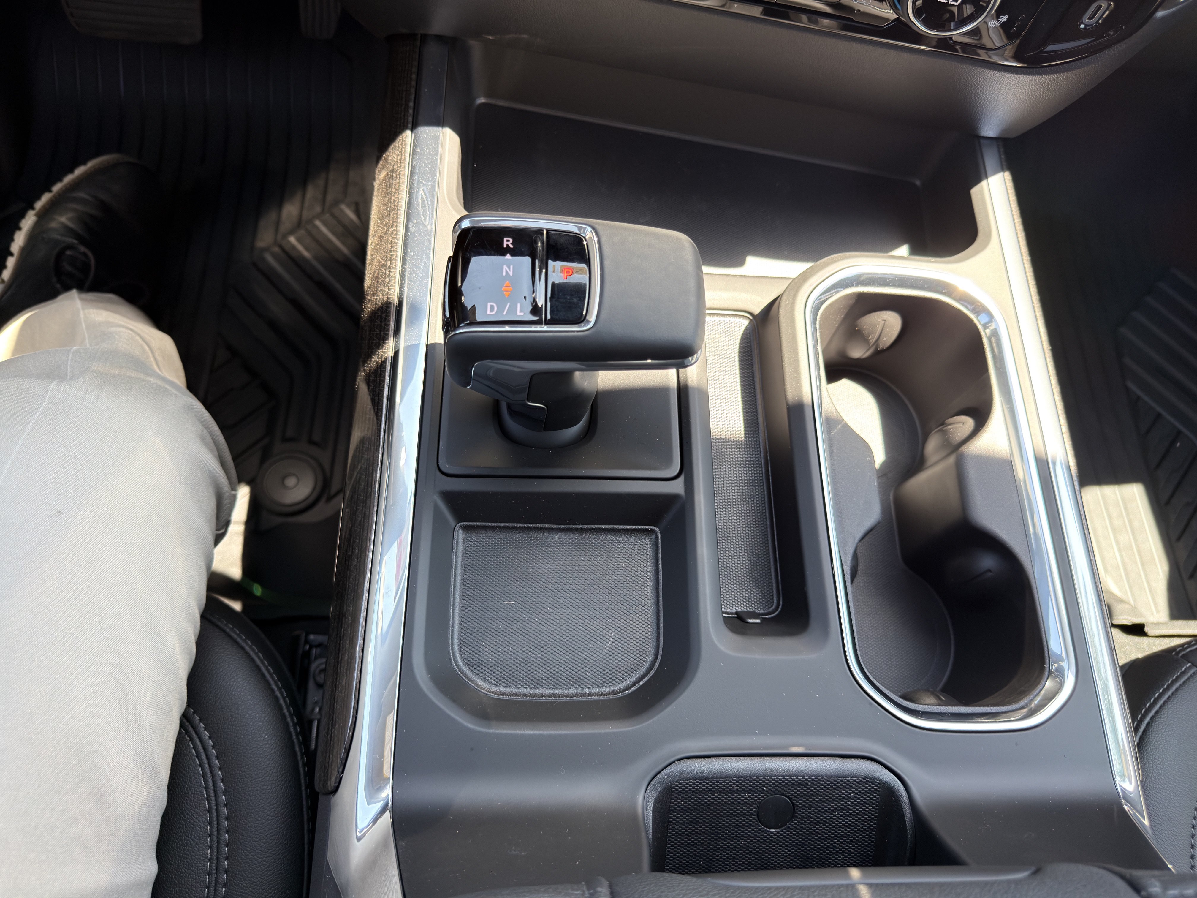 New 2026 Chevrolet Silverado 1500 RST w/ Convenience Package II AWD/4WD image 40