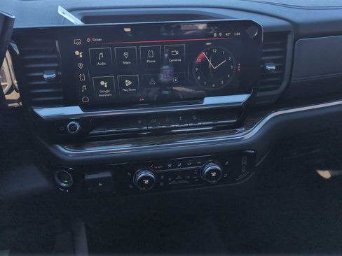 Used 2024 GMC Sierra 2500 SLE w/ SLE Value Package; image 13