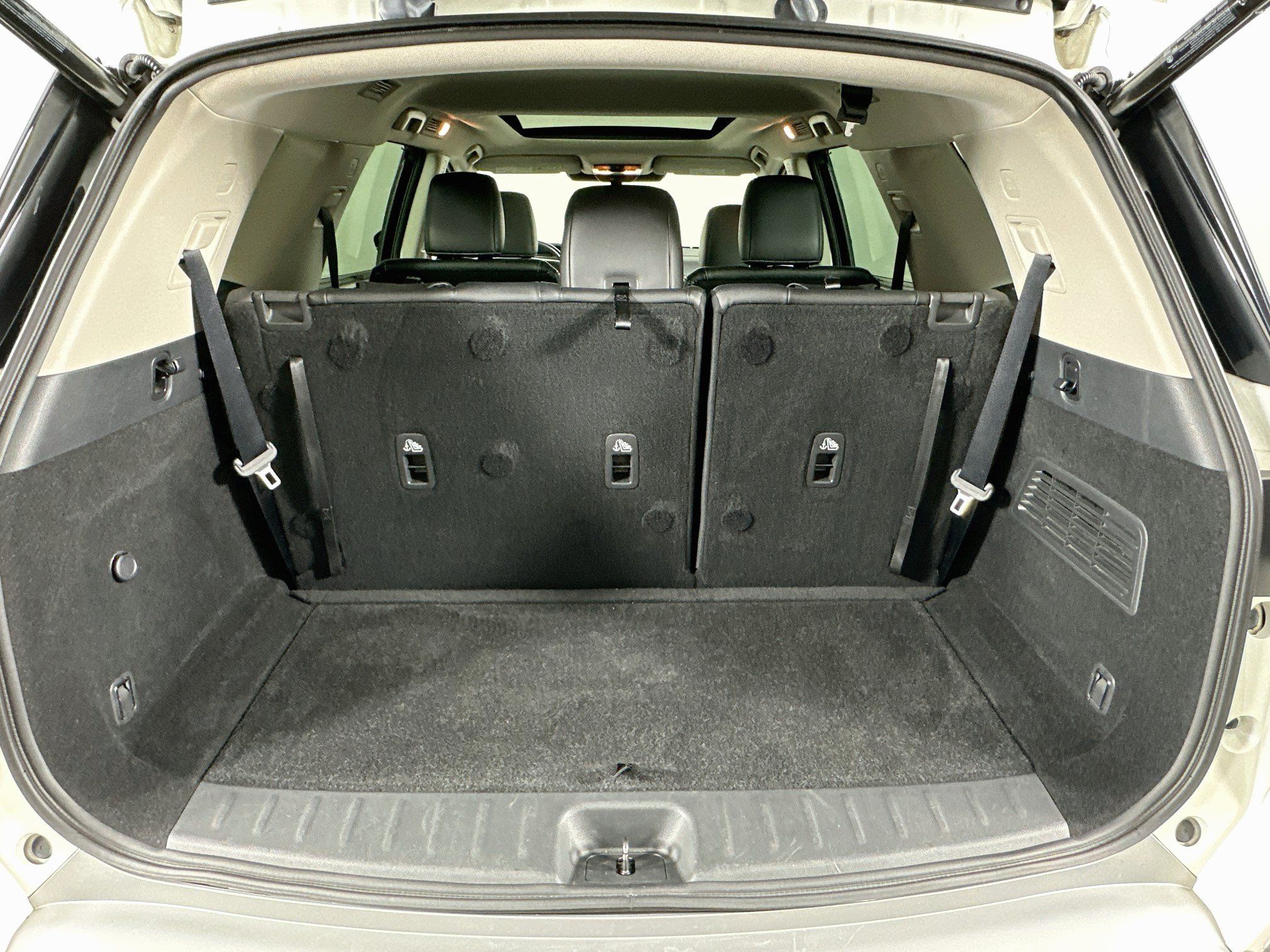 Used 2022 Nissan Pathfinder SL w/ SL Premium Package FWD image 31