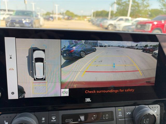 Used 2026 Toyota Grand Highlander AWD image 13