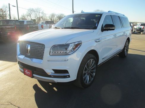 Used 2020 Lincoln Navigator L Reserve w/ Luxury Package image 9