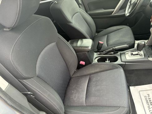 Used 2014 Subaru Forester 2.5i Premium AWD/4WD image 11