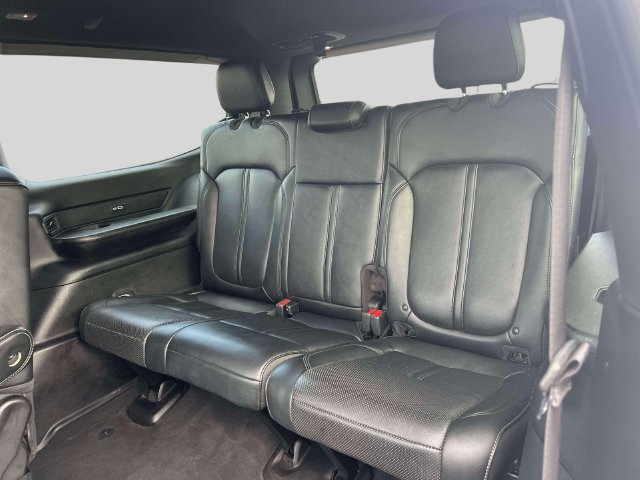 Used 2024 Jeep Wagoneer Series II AWD/4WD image 16