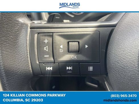 Used 2024 Nissan Rogue S AWD/4WD image 21