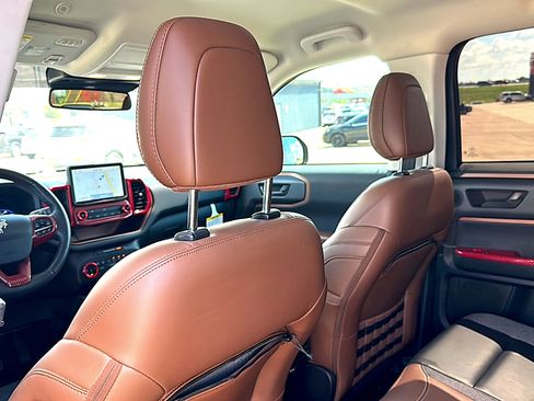 Used 2023 Ford Bronco Sport Outer Banks w/ Tech Package AWD/4WD image 17