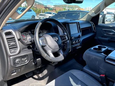 Used 2019 RAM 1500 Big Horn RWD image 2