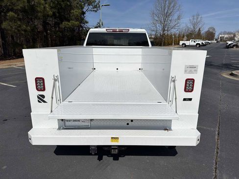 New 2026 GMC Sierra 2500 Pro w/ Convenience Package image 25