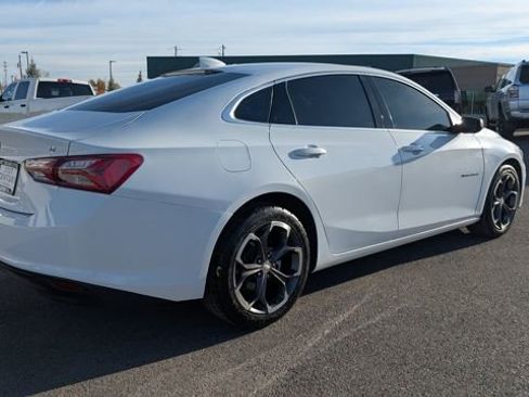 Used 2022 Chevrolet Malibu LT image 14