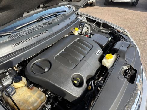 Used 2017 Dodge Journey SXT w/ Comfort/Convenience Group image 45