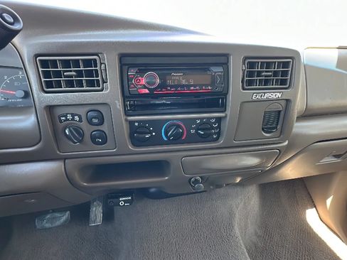 Used 2000 Ford Excursion Limited AWD/4WD image 13