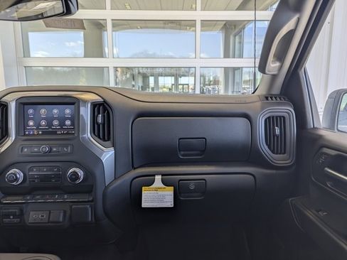 New 2025 GMC Sierra 2500 Pro w/ Convenience Package image 4