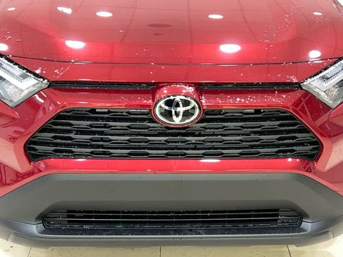 New 2025 Toyota RAV4 LE image 4