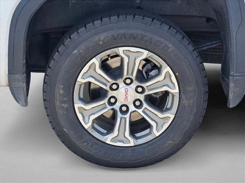 Used 2025 GMC Sierra 1500 SLT RWD image 14