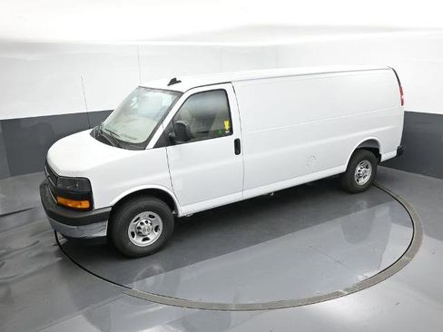 New 2025 Chevrolet Express 2500 Extended w/ Driver Convenience Package image 18