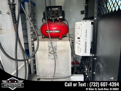 Used 2018 Ford Transit 350 148 Low Roof image 16