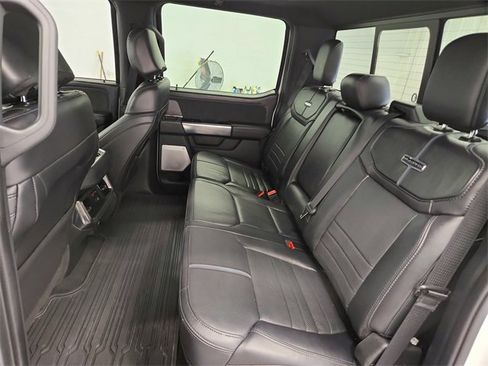 Used 2025 Ford F250 Platinum image 31