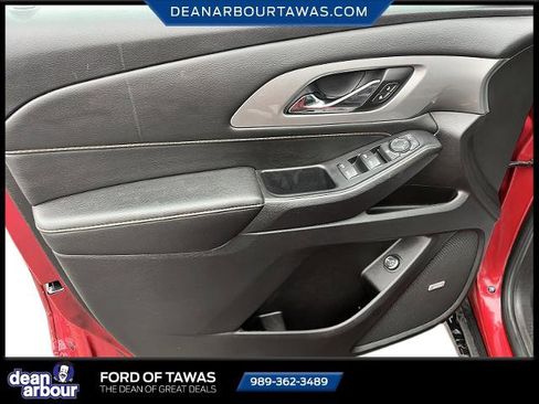 Used 2021 Chevrolet Traverse RS image 4