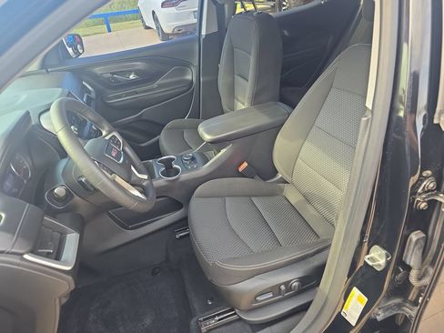Used 2022 GMC Terrain SLE w/ Driver Convenience Package FWD image 16
