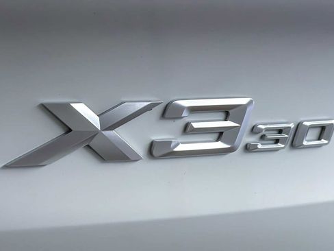Used 2025 BMW X3 xDrive30i w/ Convenience Package image 28