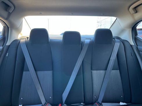 Used 2025 Nissan Sentra SV FWD image 37