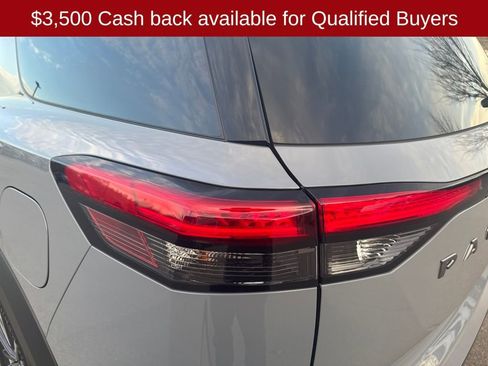 New 2026 Nissan Pathfinder Platinum image 43